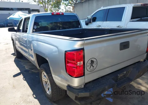 2018 Chevrolet Silverado 1500 2Lt z USA, uszkodzony, nr VIN 3GCUKREC0JG414119